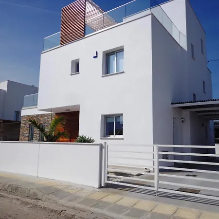 Вілла Plage Residences Пафос